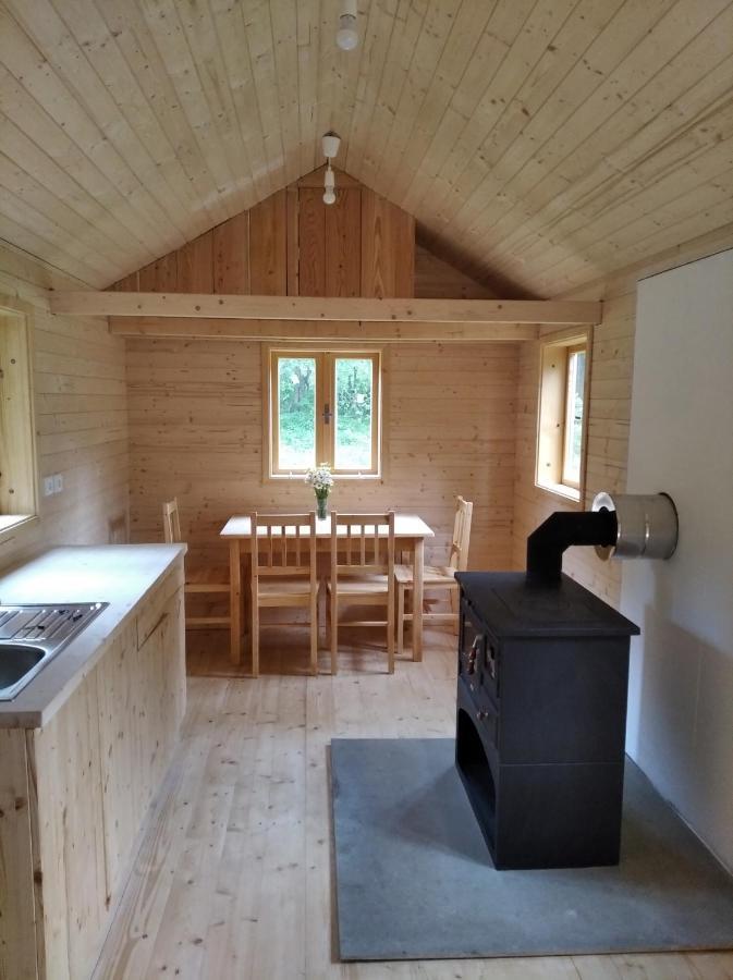 Celorocni Glamping V Pohodlnem Domecku Villa Výprachtice Exterior foto